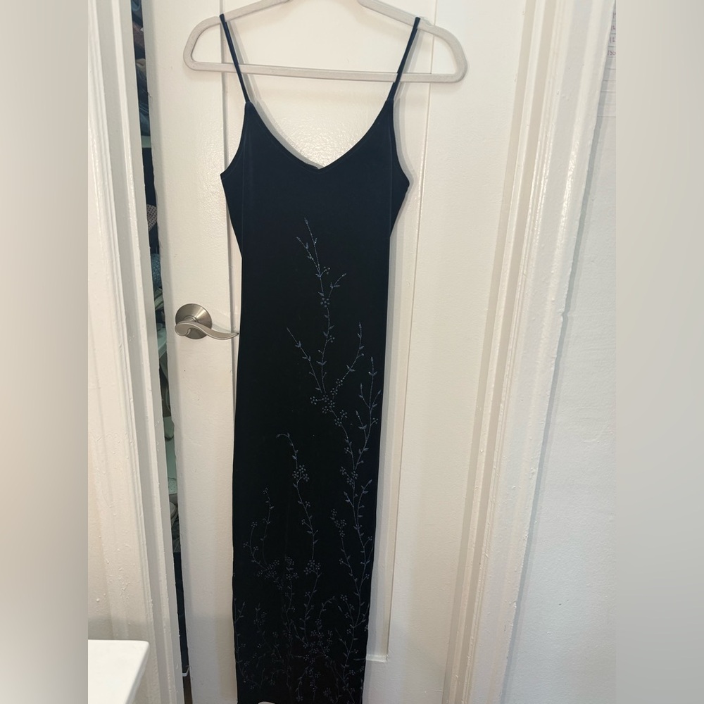 VINTAGE VELVET Gown